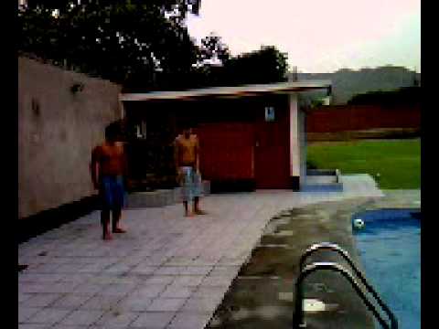 AY P RORRIN  JAVIER Y BURREX TIRANDOSE UN CLAVAO