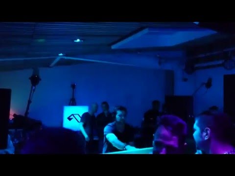 Yotto live @ Anjunadeep 100 - "Crosswalk"