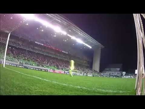 Golaço de Otero do Galo em cima do wilson do coritiba.