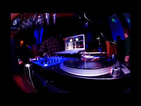 House brodcast live from amsterdam