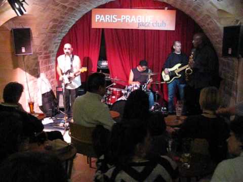1/5 Peter Nathanson au Paris Prague jazz club