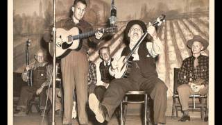Uncle Dave Macon - Way Down The Old Plank Road