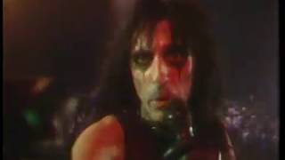 ALICE COOPER - The World Needs Guts - Give It Up (Live 1986)