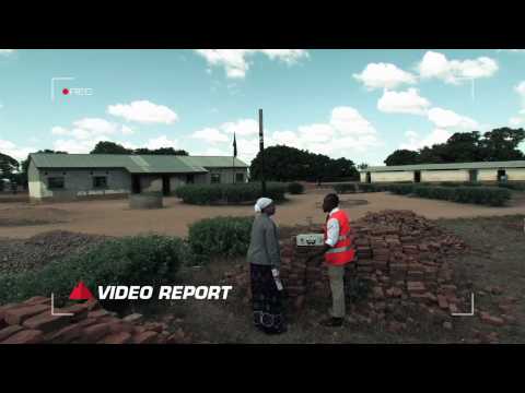 Nadirah X in Zambia (talking to David Nsofu, in Chataika)