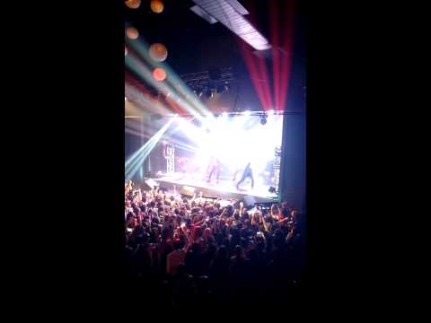 Nu'est no Brasil show 2015 - Action