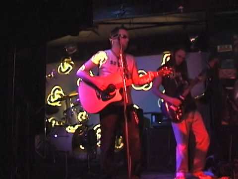 $2 Lay - Buzz Heavy live at The Underpass 9/15/2005
