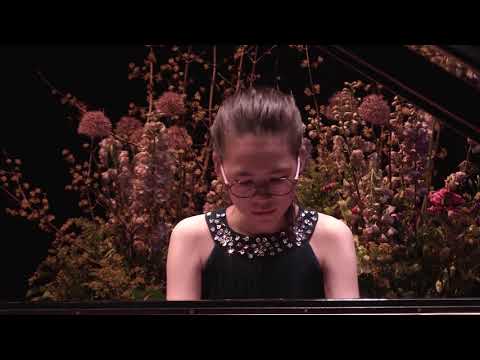 Ásta Dóra Finnsdóttir - AIPC 2019 - category A - 1st round