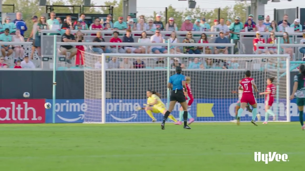 Thumbnail for Lorena Double Save vs Washington Spirit | Hy-Vee Save of the Match