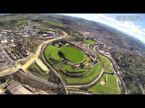 Visite aérienne de la ville de Brives-Charensac
