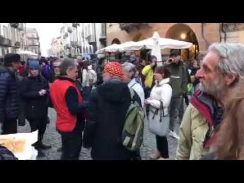 CUNEO - 19/02/2022 - Aperitivo no pass