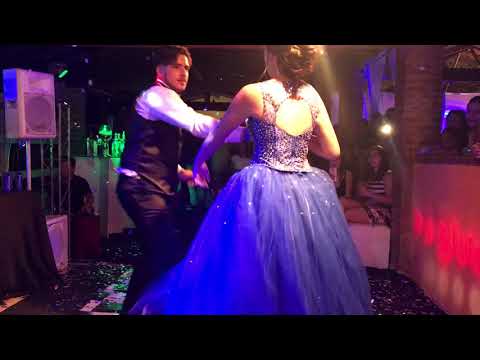 15 Anos Helena - Valsa com o Príncipe Patrick