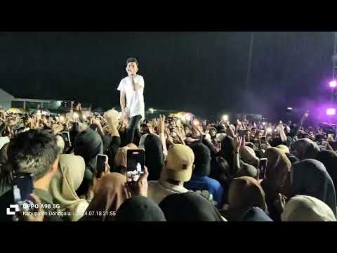 halo ade nona - fresly nikijiliw live sangganipa fesr2024