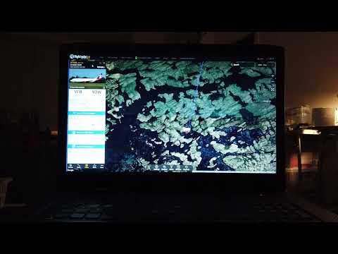 MongoTV_8847 - LOOKING AT GAMER PC HARDWARE - Part 597 - Iqaluit Airport - Nunavut - Canada