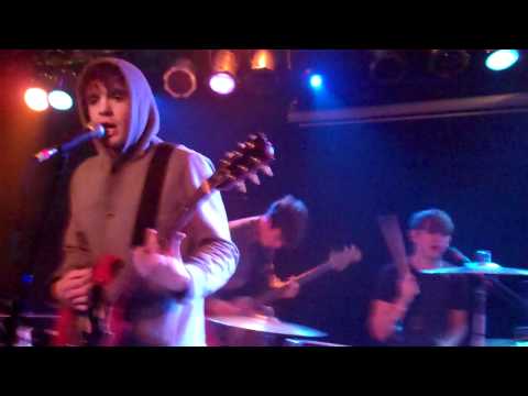 Starfucker - Biggie Smalls LIVE (Omaha, NE)