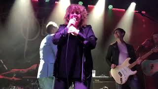 Stars: Take Me To The Riot + Bitches In Tokyo (featuring Russell Lissack)