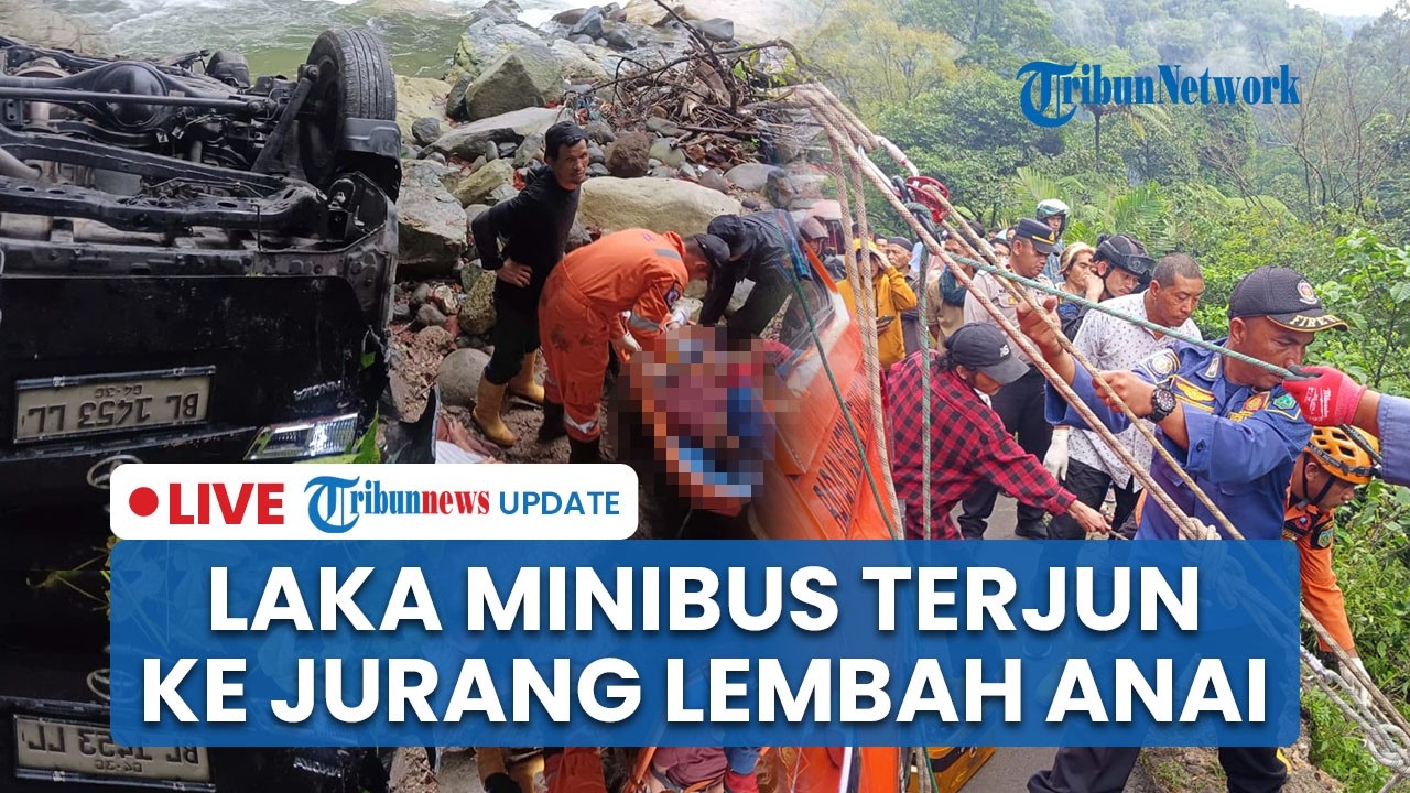 LIVE: Laka Minibus Toyota Terjun ke Jurang di Lembah Anai, Mobil Terbalik & 2 Korban Tergeletak