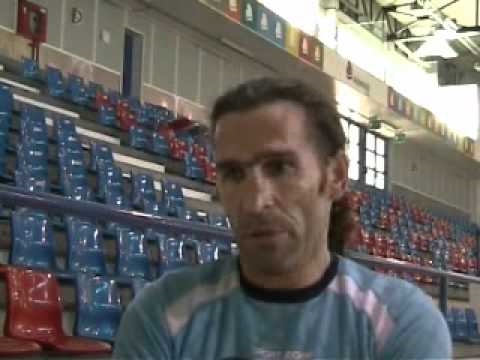 Tó Neves   Treinador da U D Oliveirense