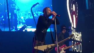 Mariana’s Trench Fallout Live at IHeartRadio Fan Fest