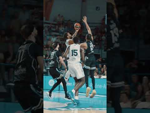Short Doumbouya 3-pts vs Cholet (82-69, BE J29)