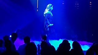 Έλενα Παπαρίζου - Κάτι Σκοτεινό (Live @ Estate - 22.11.2019)