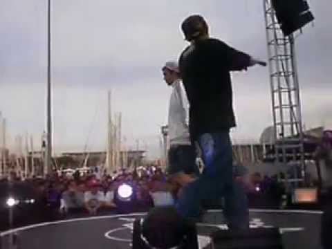 Stress Gómez vs Zhener |Barcelona- Red Bull Batalla de los Gallos 2014