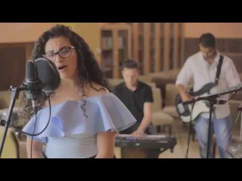 Oláh Szandra - Szól a kakas már - Roma Tehetségtábor 2018