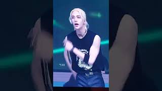 Download lagu SLEEVELESS HYUNJIN PERFORMING DISTRICT9 I'M NOT OKAY😖😵 #straykids #hyunjin #kpop #skz mp3 Download lagu SLEEVELESS HYUNJIN PERFORMING DISTRICT9 I'M NOT OKAY😖😵 #straykids #hyunjin #kpop #skz mp3