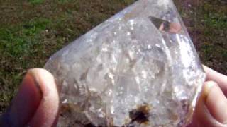 preview picture of video 'Huge Optical Clear Herkimer Diamond Quartz Crystal DT Point'