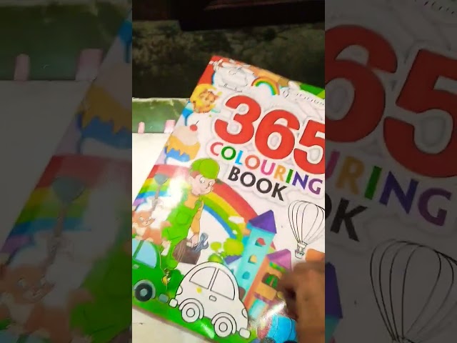 Vídeo relacionado con Squirrel Surveillance: A Secret Mission in Colors - Coloring Book