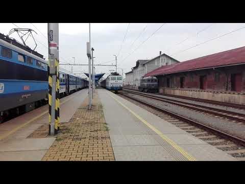 Odjezd "362 027-5,, na "Os 4209,,(S9) ze stanice Břeclav