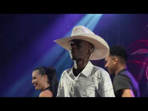 Passa o Bicho Nela - Neguinho Safadão - Ao Vivo Em Lagoa Santa (MG)