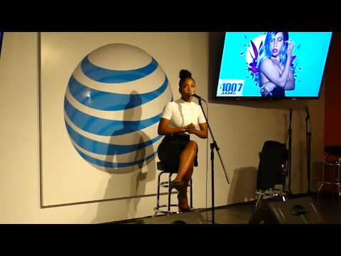 Sevyn Streeter in the V100.7 AT&T Access Granted Lounge