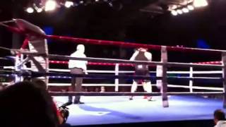 Oscar Martinez vs Strechmetrich, boxeo riviera