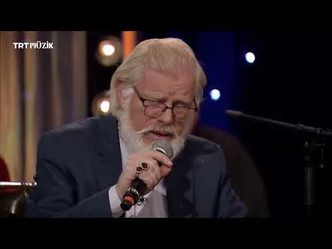 Ahmed Şahin ile Meşk - Tarzınevin Yürük Semâi "Âh eylediğim serv-i hırâmânım içindir"