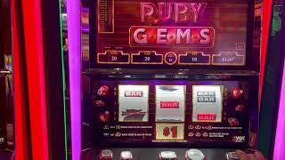 Download lagu $10 BETS WILD RUBY GEMS -- Red Screen Action #choctaw #vgt #shorts mp3