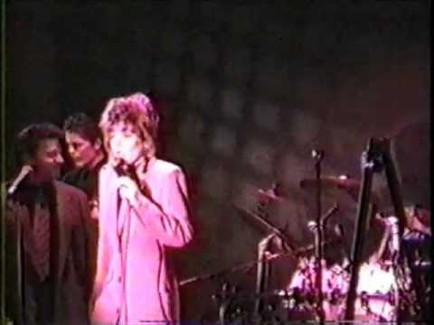 KATHY TROCCOLI LIVE - EVERYTHING CHANGES