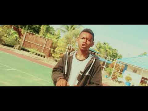 (NH2F)-486 Story Tell