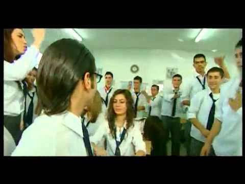 Burcu Güneş - Sınıfta Kal (Official Video)