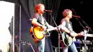 Rushlow Harris In Concert