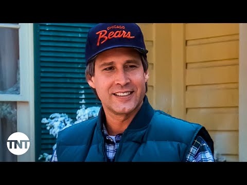 The In-Laws Show Up For Christmas [CLIP] | National Lampoon’s Christmas Vacation (1989) | TNT