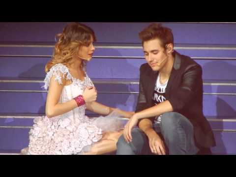 Habla Si puedes e Podemos (HD) - Martina Stoessel e Jorge Blanco - Paris 17/01/14