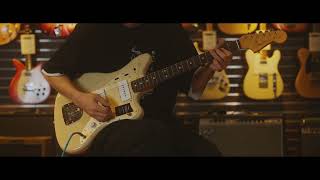 Video thumbnail for 【Tone Check!!】Fender Vintera II '50s Jazzmaster by 三木楽器 / MIKIGAKKI 公式チャンネル