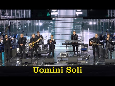 Il Volo & Pooh - Uomini soli (Lyrics) - Live, Arena di Verona  - Tutti Per Uno