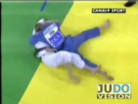 JUDO 2006 Tournois de Paris: Frederique Jossinet (FRA) - Ana Monteiro (POR)
