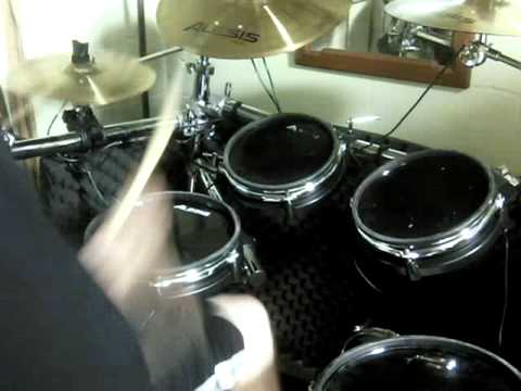 Variola caprina-Alesis DM10 Pro drum kit