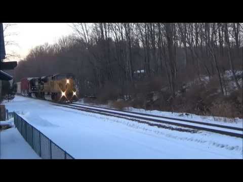 NS 7234 (ex-UP SD90MAC) Leading Train CP458