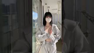 【TikTok】こんな格好の彼女は嫌ですか？