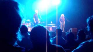 Crosby &amp; Nash - 'Lay Me Down', live in  Auckland 2007
