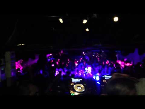 Raresh@RexClub playing " 3 for you " by Jerome Pacman (LAATE 001)