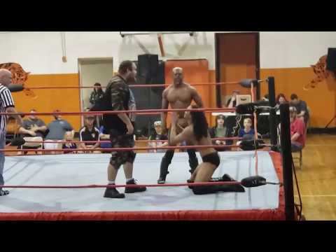 LPW De ATLien vs. Gabriel Dean vs. Big Country